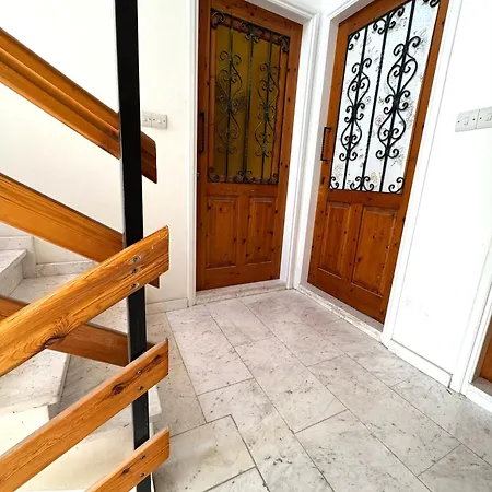 Casa Sea Breeze * لارنكا